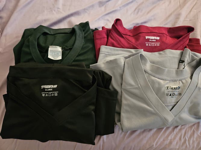 4 XXL Adult Unisex Practice Jerseys (Used)