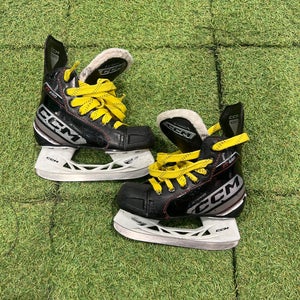Youth CCM JetSpeed FT680 Hockey Skates 11.5 (Used)