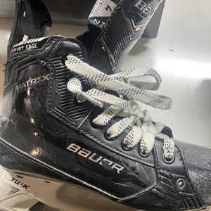 2022 Bauer Supreme Mach Hockey Skates Size 4 (Used)
