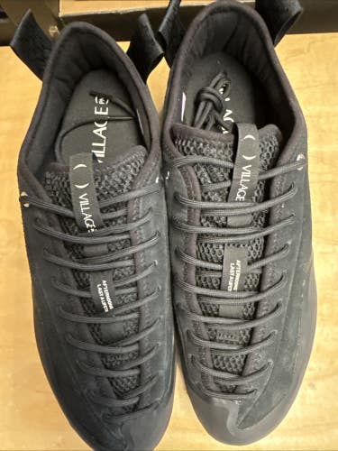 Village PM mens skate shoe 1PM Black/Natural Black size US Mens 12