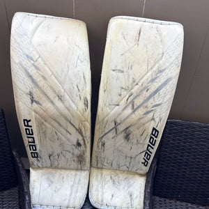 35" Bauer Hyperlite Goalie Leg Pads (Used)