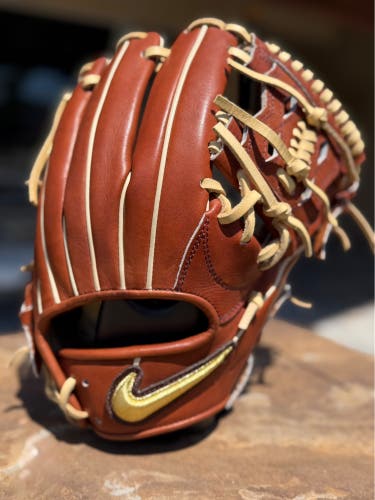 2023 Nike Shado Elite J RH Infield Baseball Glove 11.75" (Used)