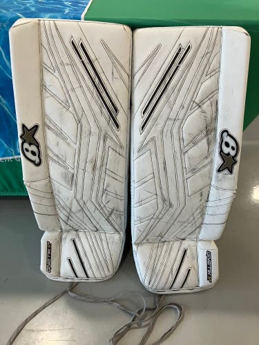 31" Intermediate Brian's G-Netik X5 Goalie Leg Pads (Used)