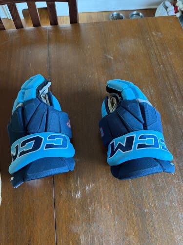 CCM Gloves 14" (Used)