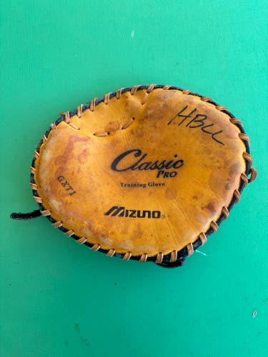 Mizuno Classic Pro GXT1 RH Training Glove