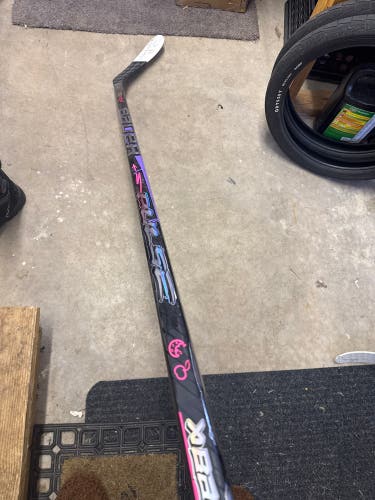 Bauer Pulse graffiti p28 RH 70 flex