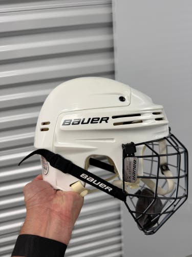Large Bauer 4500 Helmet (Used)