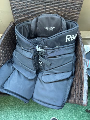 Intermediate XL Reebok 20K Hockey Goalie Pants (Used)