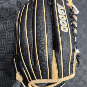 Wilson RH Infield A2000 Baseball Glove 12.5" (New)