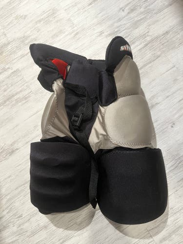 Senior Medium Easton Synergy Hockey girdle