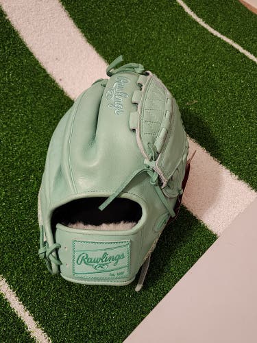 2025 Rawlings RH Pitcher's Pro Preferred Baseball Glove 12" (New)