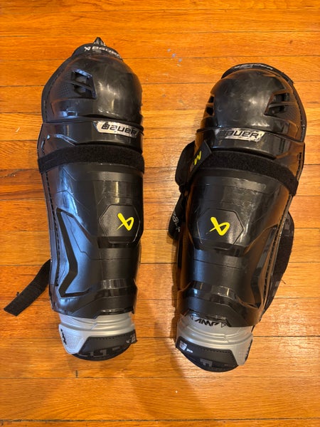 Intermediate Bauer Supreme M3 14" Shin Pads (Used)