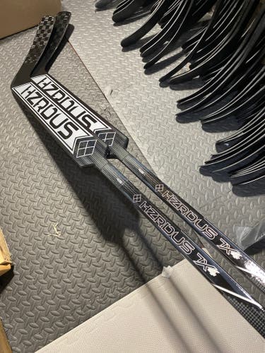 2 Pack New Full Right True Hzrdus 7x4 Goalie Stick T31 25”