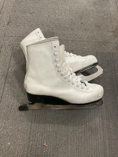 Used American Athletic ROCKET WomensFigure Skate White Senior 7 11614-S000233872