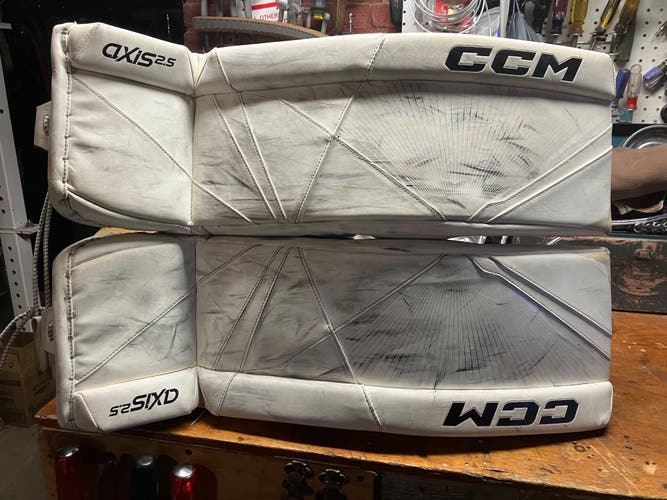 28” CCM Axis 2.5 Goalie Leg Pads (Used)