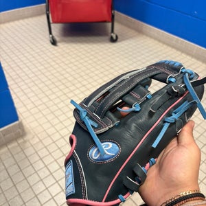 2025 Rawlings Heart of the Hide RH Outfield Baseball Glove 12.25" (Used)
