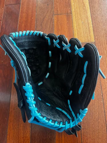 Gamer Series Rawlings RH Softball Glove 12" (Used)