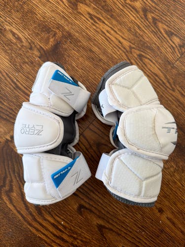 Small Youth True ZeroLyte Arm Pads (Used)