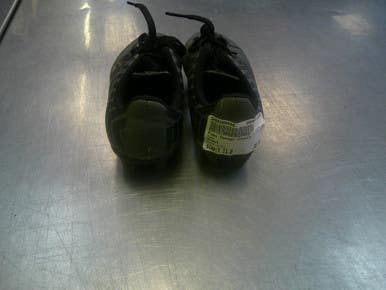 Used Puma Soccer Cleats Grey Youth 11.0 11339-S000200668