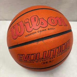 Used Wilson Evolution Colorized (Red) 28.5 11490-S000271011