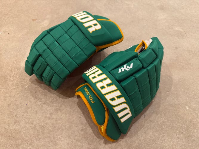 Warrior AX1 Pro Gloves 14" (Used)
