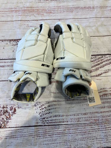 White STX Stallion 300 Lacrosse Gloves (Used)