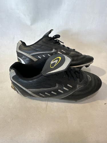 Used Size 6.0 (Women's 7.0) Black Cleats