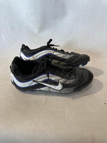Nike (Used) Size M 6.0 (W 7.0) Black Cleats