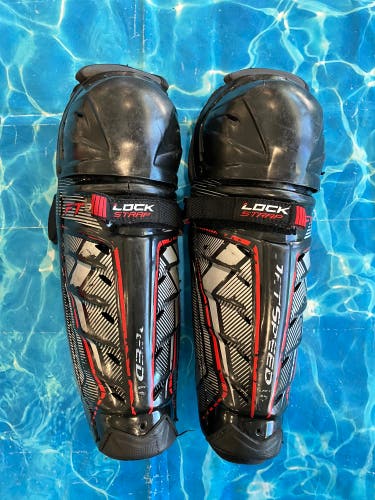 Junior CCM JetSpeed FT370 Shin Pads 11" (Used)