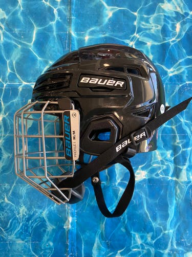Medium Bauer IMS 5.0 Helmet (New)