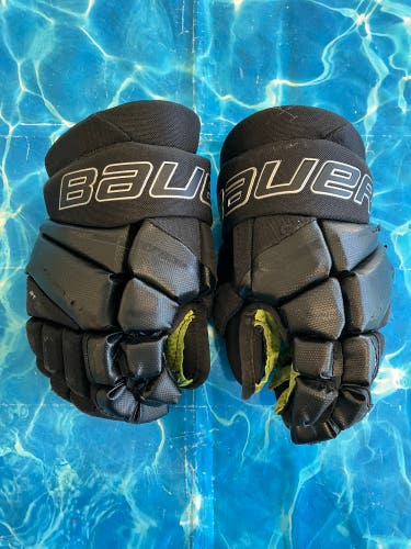 Junior Bauer Vapor 3X Gloves 11" (Used)