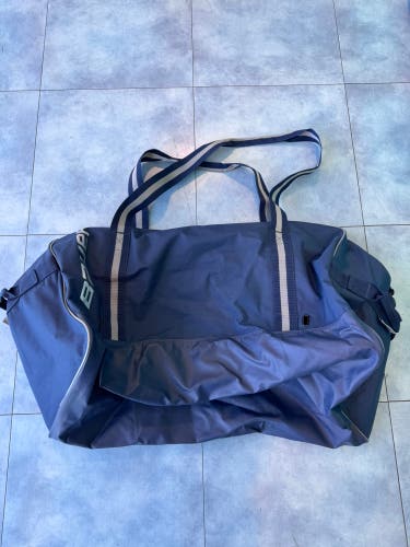 Bauer 650 Bag (Used) 31x14x17