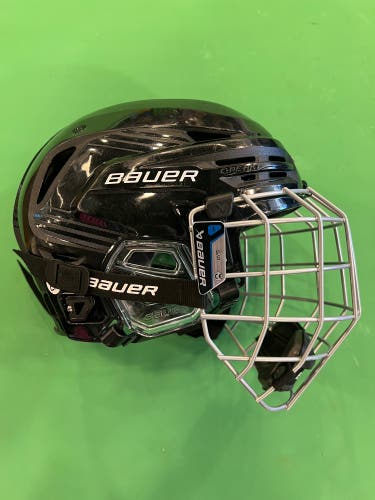 Bauer Re-Akt 85 Helmet | Small w/ Cage