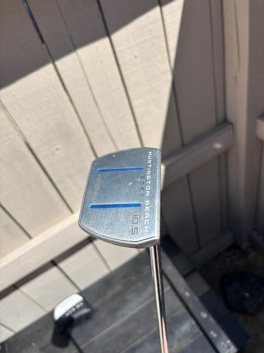 Men's Cleveland Huntington Beach Soft 10.5 Center Shafted Mallet Right Handed Putter 33" (Used)