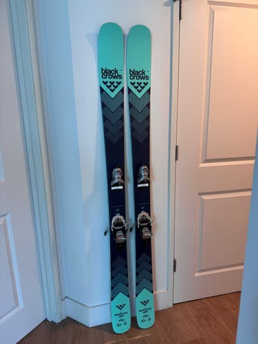 2025 Black Crows Atris 178 Skis w/ Look Pivot 15 GW