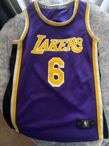 Purple Small Kids Unisex Jersey (Used)