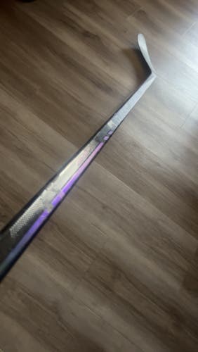 Intermediate Warrior Covert QR6 Pro Left Hand Hockey Stick P28 55 Flex (Used)