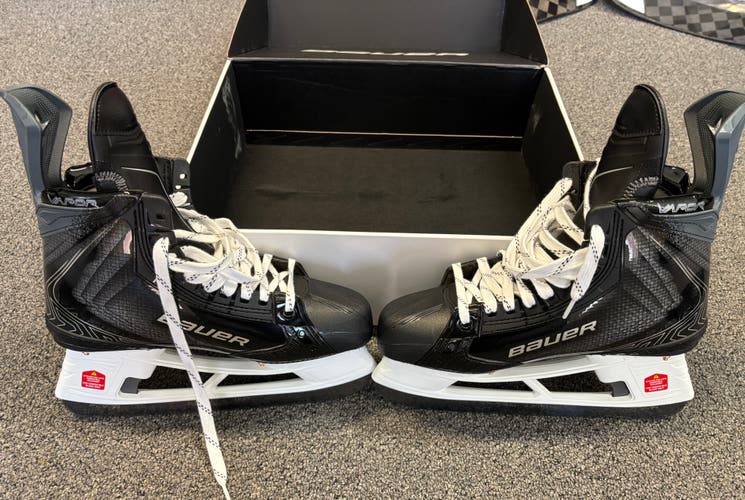 Bauer Vapor Flylite Hockey Skates Regular Width Pro Stock 11 (New)