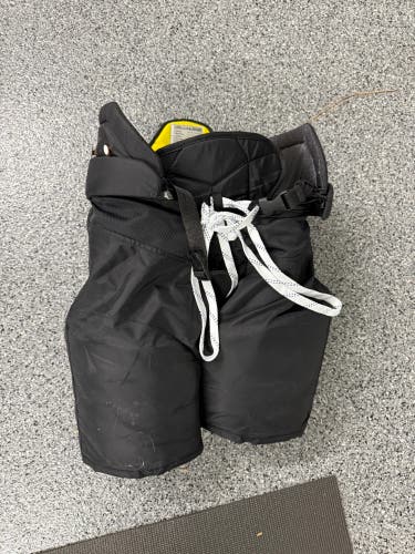 Senior Large CCM HPTK Hockey Pants (Used)