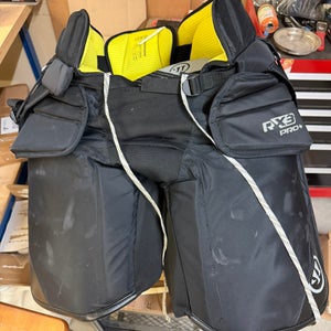 Senior XXL Hockey Goalie Pants (Used)