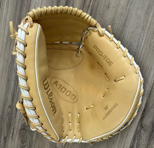 Wilson A1000 RH Catcher's Baseball Glove 33" (New)