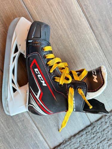 CCM JetSpeed FT340 Hockey Skates Regular Width 13 (Used)