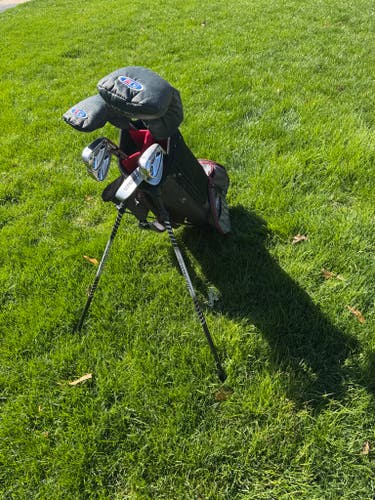 Junior US Kids Golf WT-10S Right Handed Clubs (Full Set) 7 Pieces (Used)