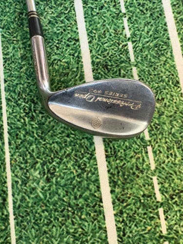 Men's Dunlop Right Handed Wedge 52 Degree (Used)