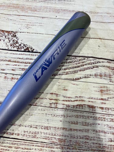 2020 AXE Danielle Lawrie Alloy Bat (-12) Alloy 18 oz 30" (Used)