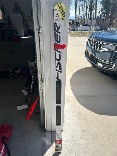 Fischer RC4 WC GS 175 cm Racing Skis Without Bindings Max Din 17 (Used)