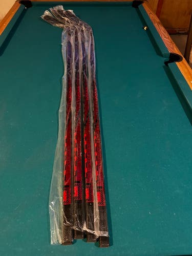 Senior Bauer Twitch Left Hand Hockey Stick P92 77 Flex (New)
