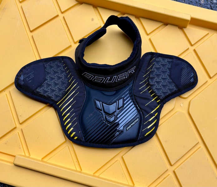 Bauer Supreme ice goalie throat neck guard - Senior L/XL