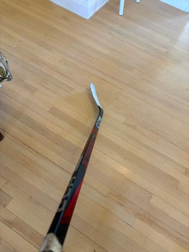Junior CCM JetSpeed FT7 Pro Left Hand Hockey Stick P29 40 Flex (Used)