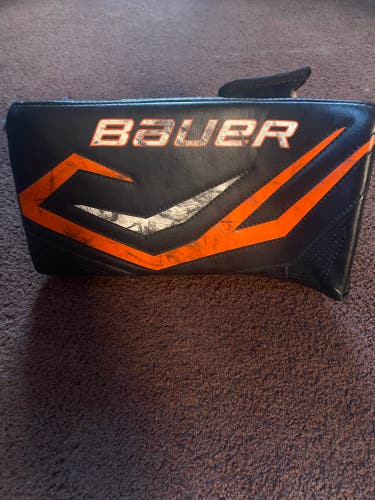 Bauer blocker orange and black Regular (Used)